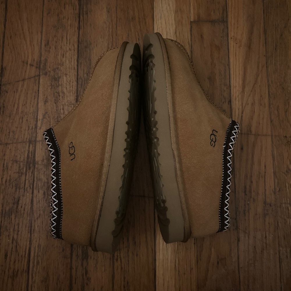 UGG Tasman II